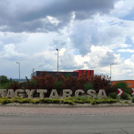 Szilas Park Motel Nagytarcsa Екстер'єр фото