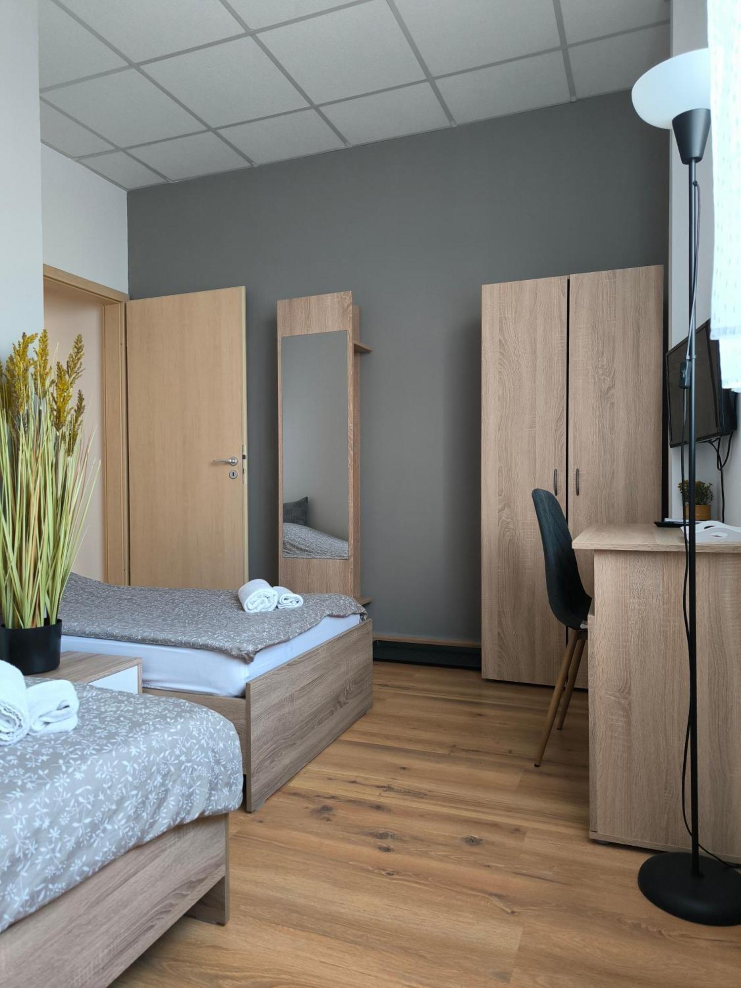Szilas Park Motel Nagytarcsa Екстер'єр фото