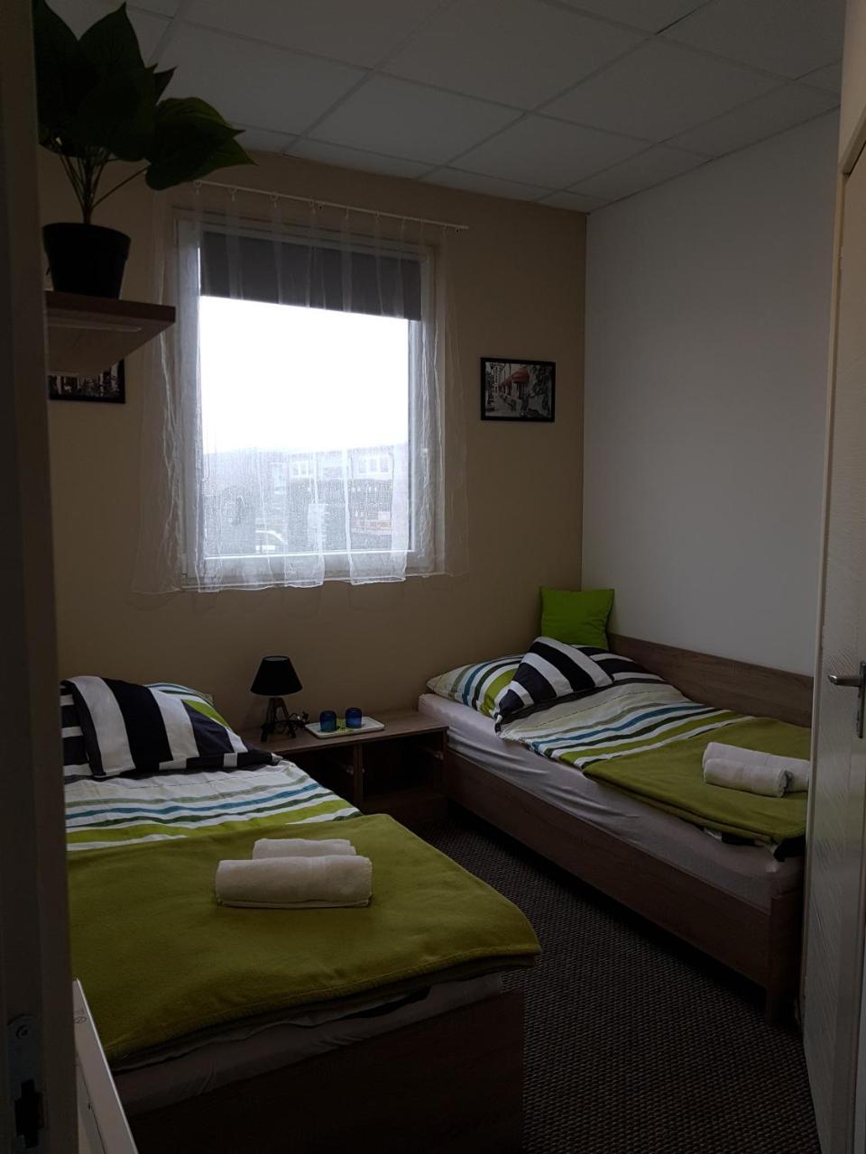 Szilas Park Motel Nagytarcsa Екстер'єр фото
